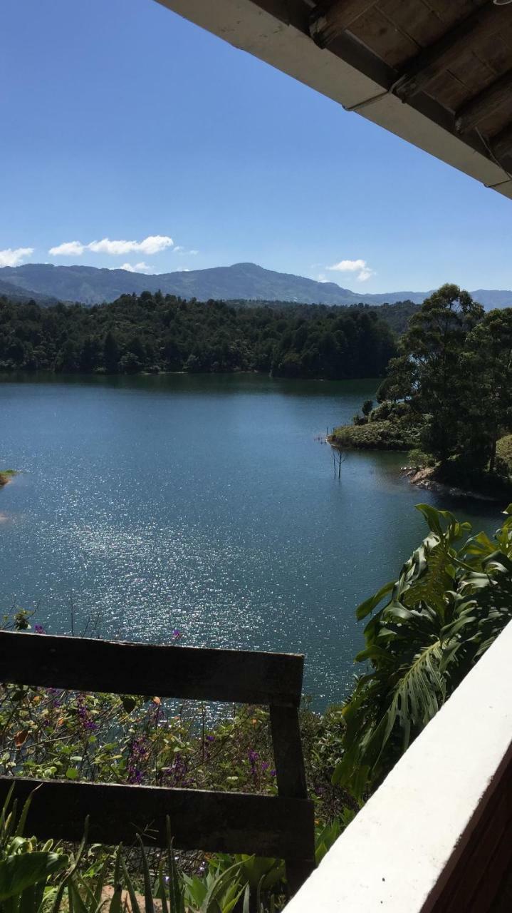 La Madriguera Guatapé Exterior foto